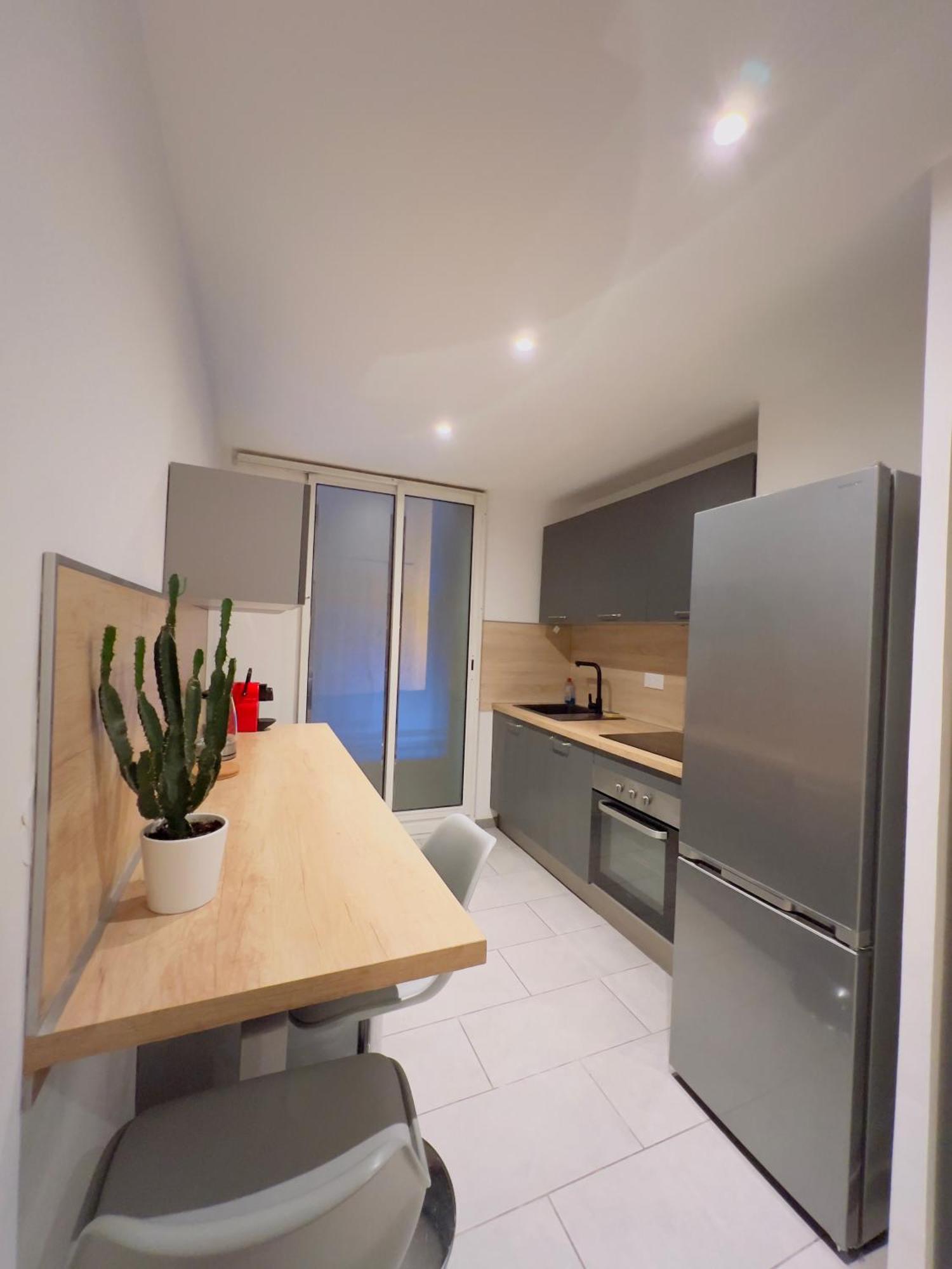 Superbe T3 Sejour Marseille Clim 2 Balcons Timone Apartment Luaran gambar
